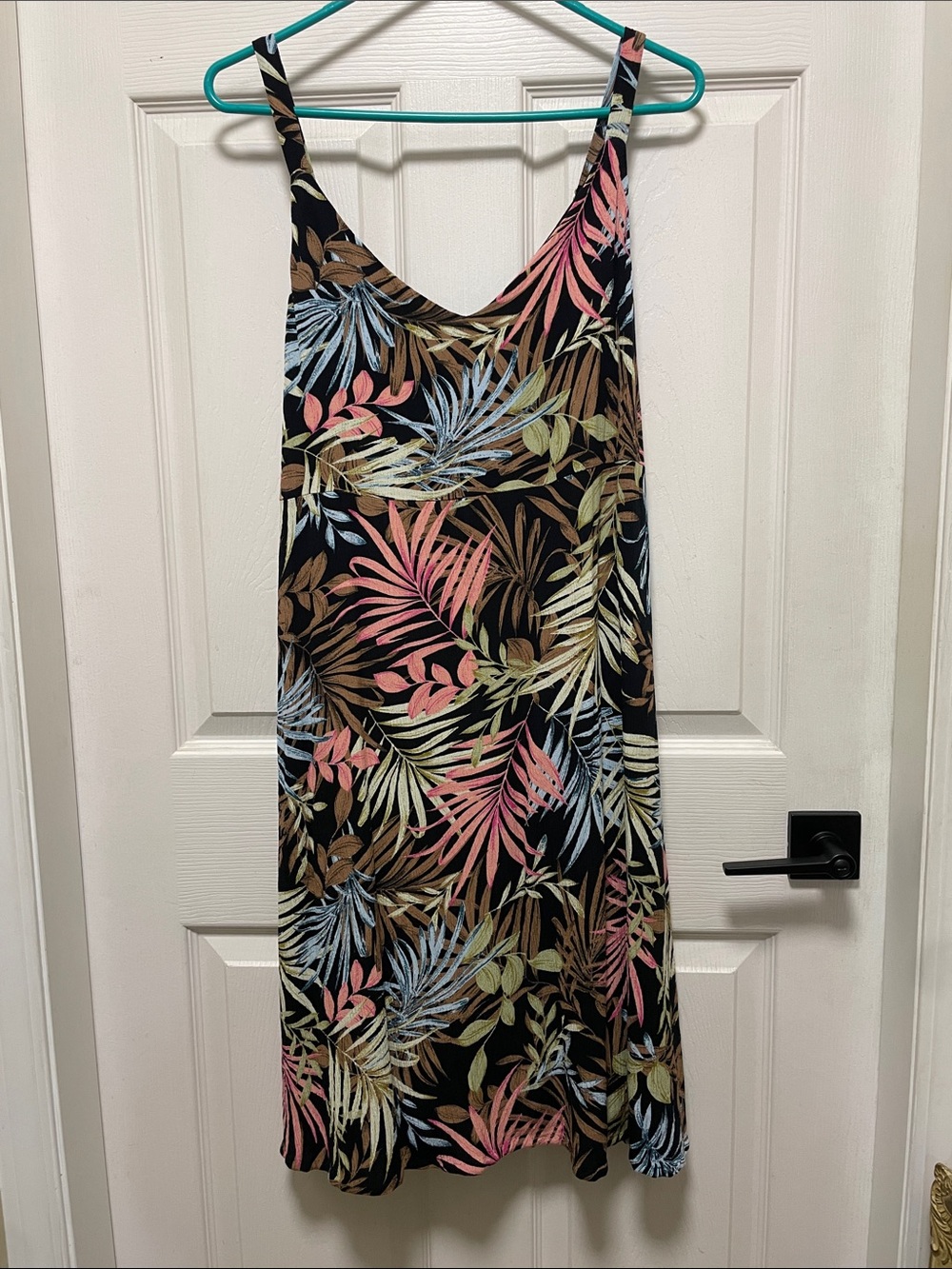 Hurley | Tropical | Palm Print | Dress Black/Pink/Sage - Size Large (Altered)